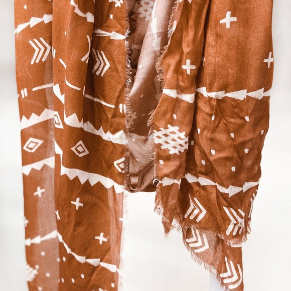 NWT Jackson Rowe Mudcloth Scarf/Wrap - Picture 2 of 3